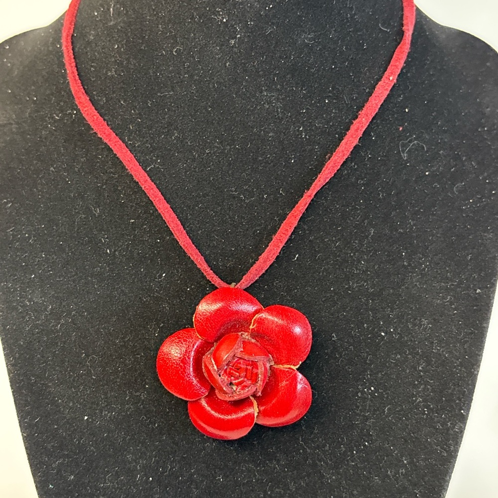 Red Leather Floral Pendant Necklace